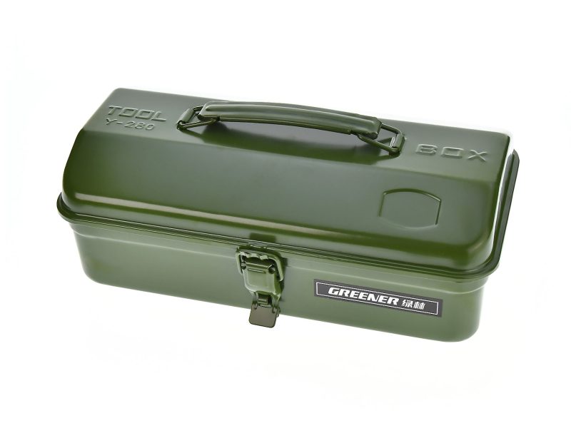军绿色金属工具箱